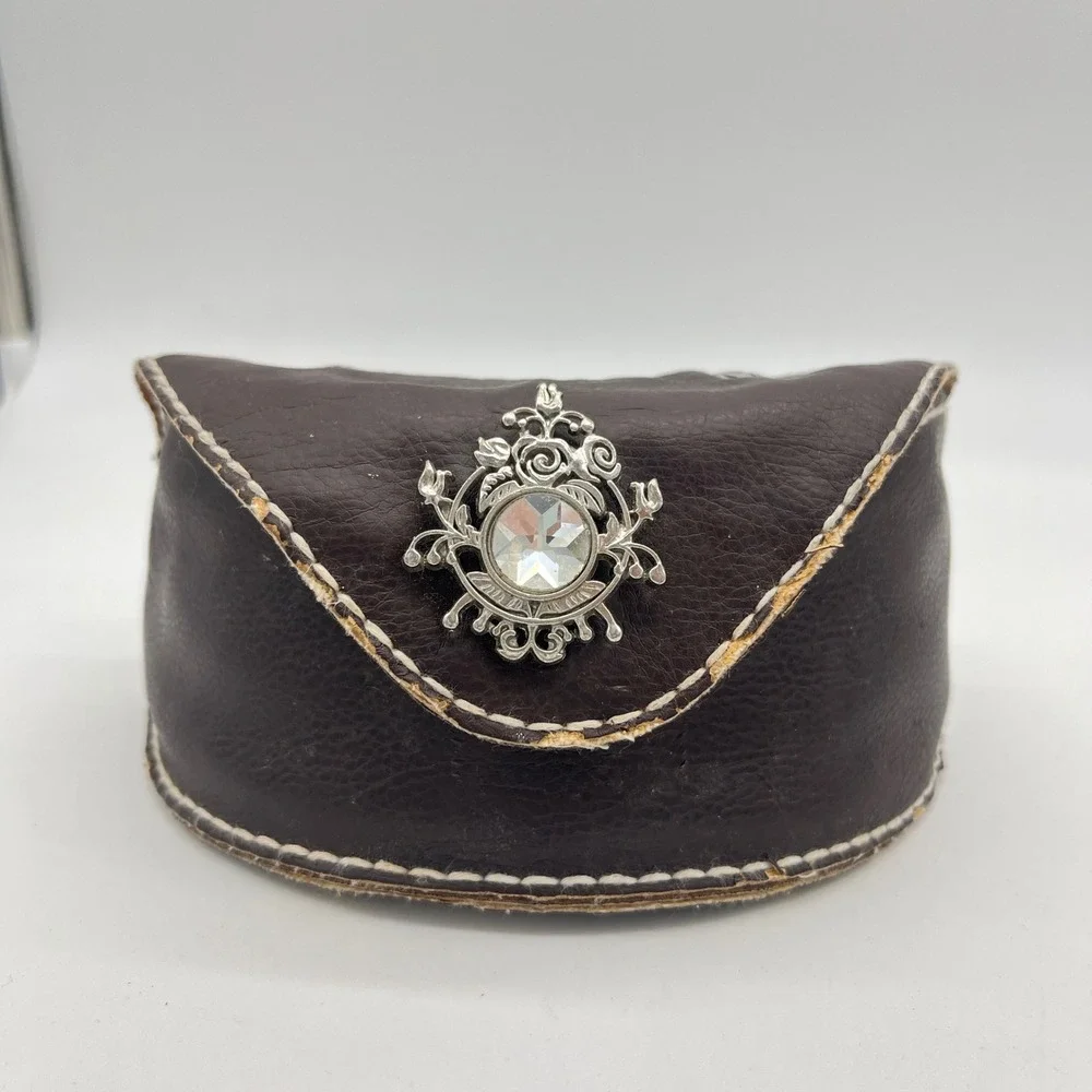 True Religion Eyewear‎ Sunglasses Case Brown Embellished Logo Designer